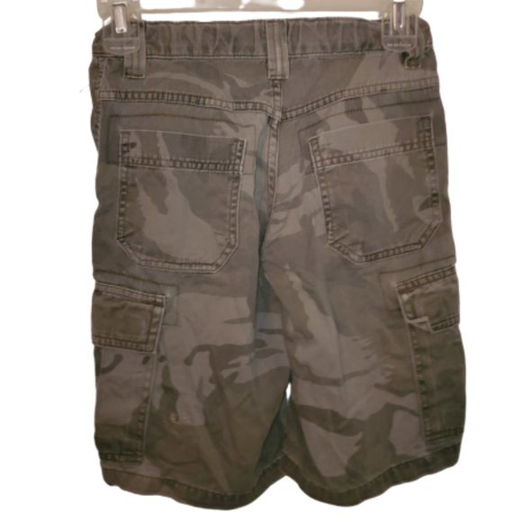 Boys VF Jeanswear Tan cargo camo shorts M 8 - Picture 2 of 3